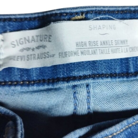Levi's Signature Women's Jeans - Size 8 W29 - Blue Denim  High Rise Ankle Skinny - Picture 5 of 11